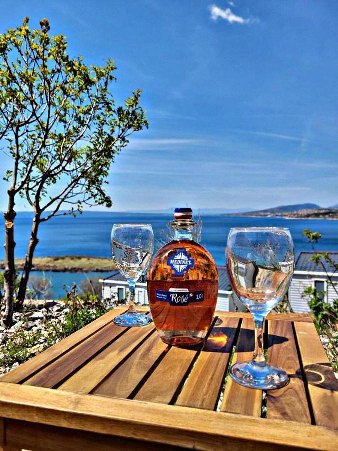 Camping pour 4 personnes, avec jardin ainsi que vue et piscine dans Primorje-Gorski Kotar - 3