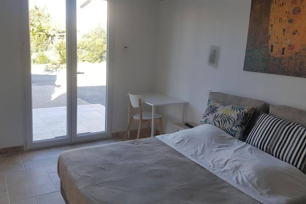 Ruhiges unabhängiges Zimmer privater Parkplatz Terrasse in Velaux, Aix-en-Provence und Umgebung