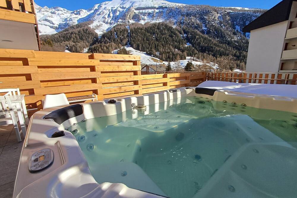 Ganze Wohnung, Spacieux Appartement 2 Chambres à Coucher Incl. Jacuzzi Privé in Leukerbad, Leukerbad & Umgebung