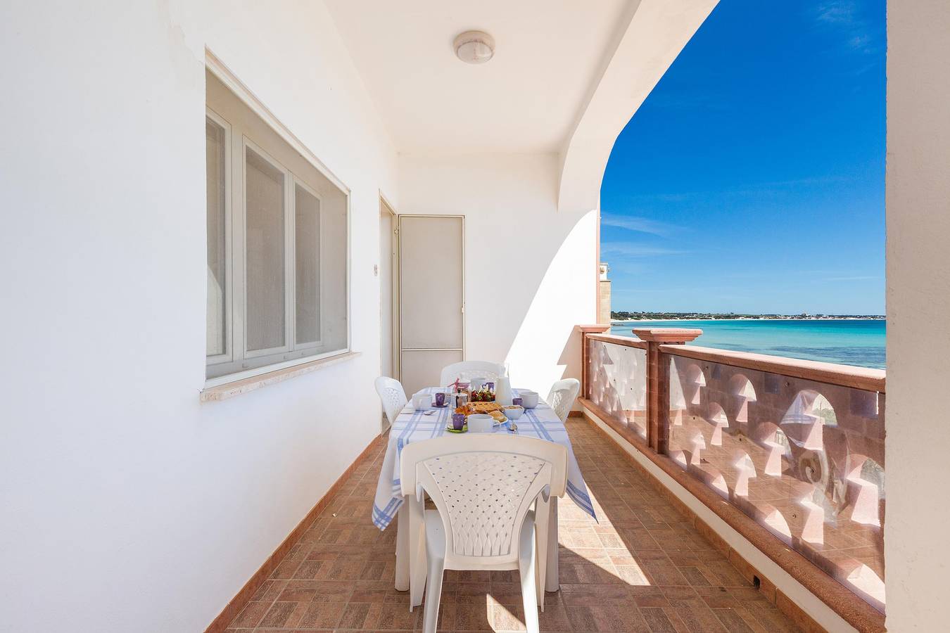Entire apartment, Residence Bellavista - App5 Pp Fronte Mare in Torre Lapillo, Gulf of Taranto