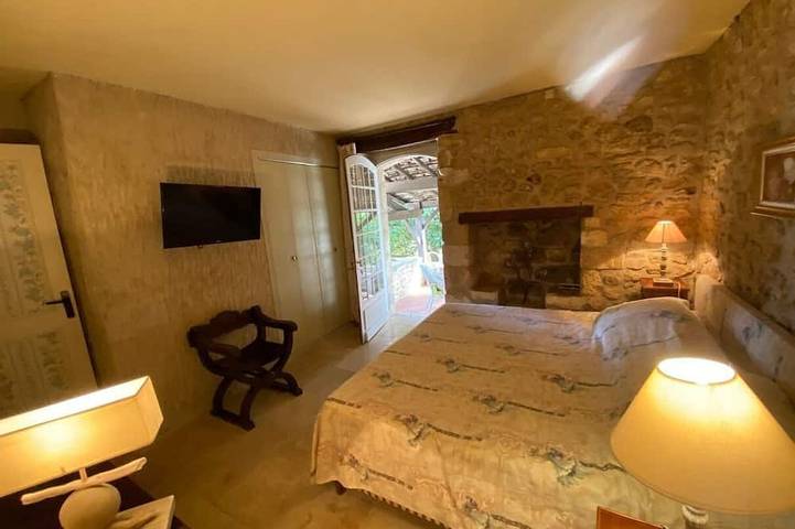 Location de vacances pour 11 personnes, avec jacuzzi et jardin à Cénac-et-Saint-Julien - 4