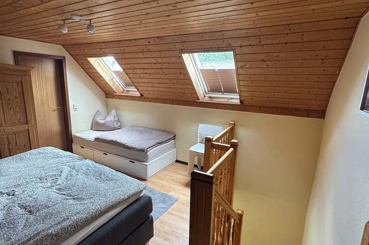 Gemütliches Ferienhaus auf 2 Etagen. Nur 3 Minuten zum Neuklostersee in Neukloster, Nordwestmecklenburg (Wismar und Umgebung)