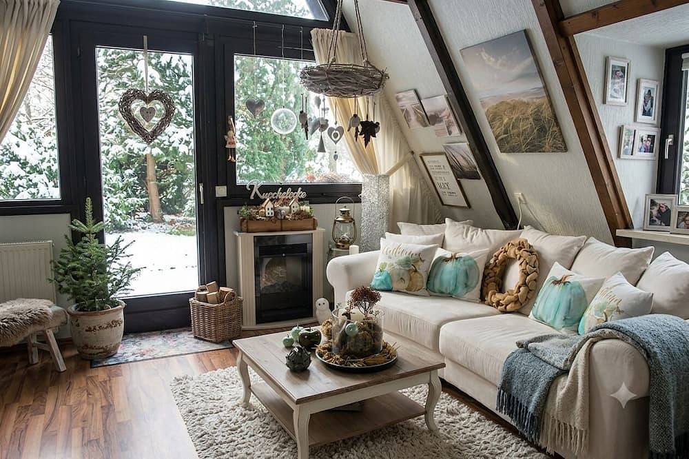 Quaint 1-bedroom cabin in charming Bad Wünnenberg perfect for getaway in Fürstenberg (Bad Wünnenberg), Bad Wünnenberg