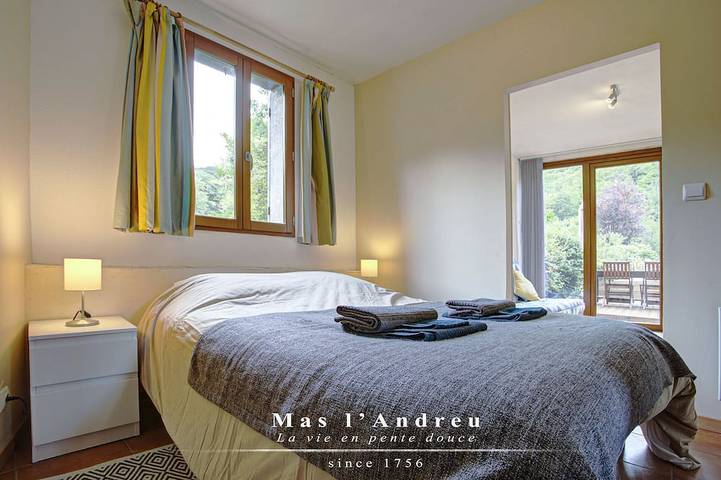 Maison de campagne pour 4 personnes, avec jacuzzi ainsi que sauna et jardin à Corsavy - 2