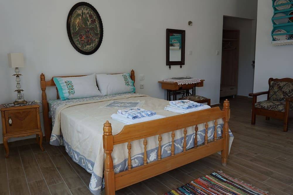 Ganze Wohnung, New studio 5 minutes to faliraki center and 3 minutes to the beach,fast internet in Faliraki, Rhodos