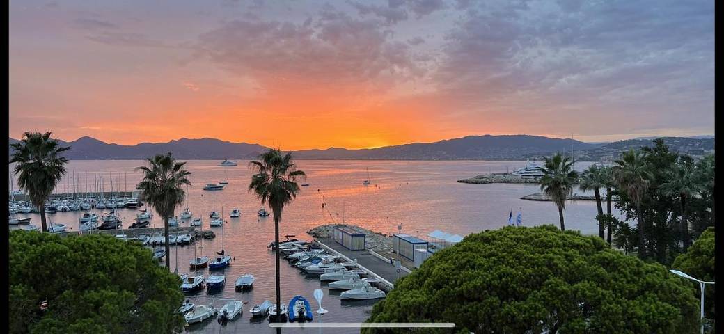 Gîte pour 2 personnes, avec balcon et vue dans Plage du Palm Beach