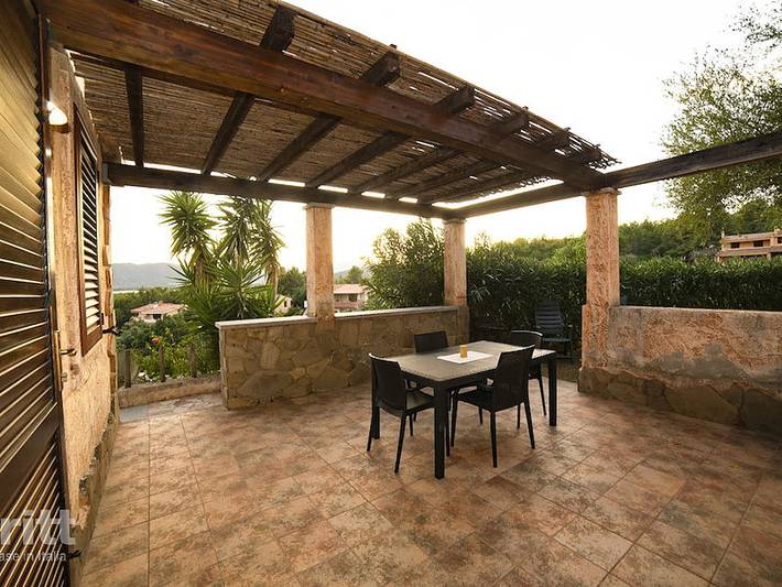 Ferienpark für 4 Personen, mit Balkon/Terrasse und Terrasse auf Sardinien - 2
