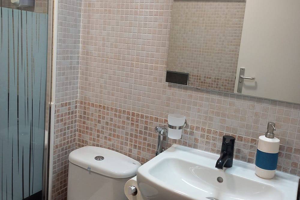 Entire apartment, 2 Bedroom Apartment in Nuevo Horizonte in Costa de Antigua, Antigua