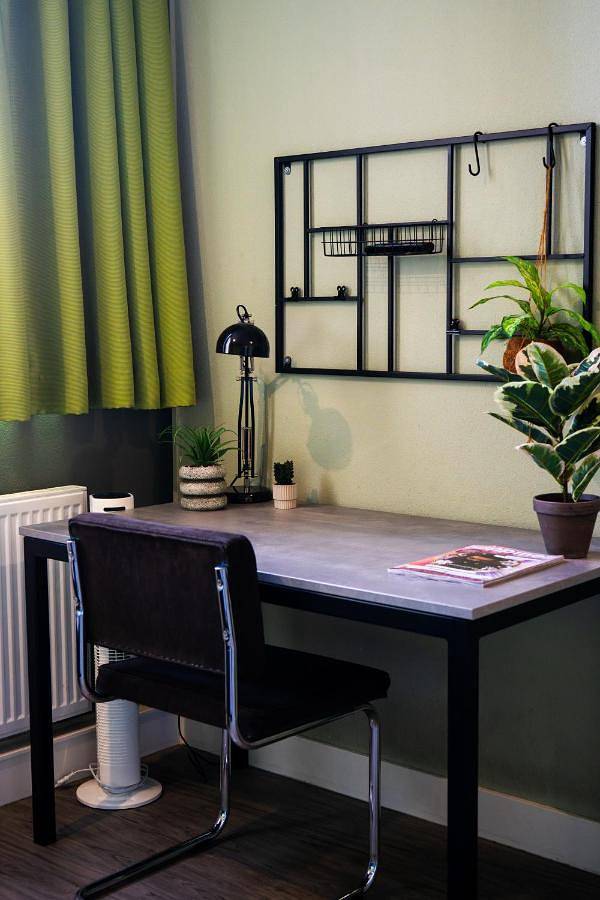 Standard Single Room with Shared Bathroom in Wageningue, Hoge Veluwe