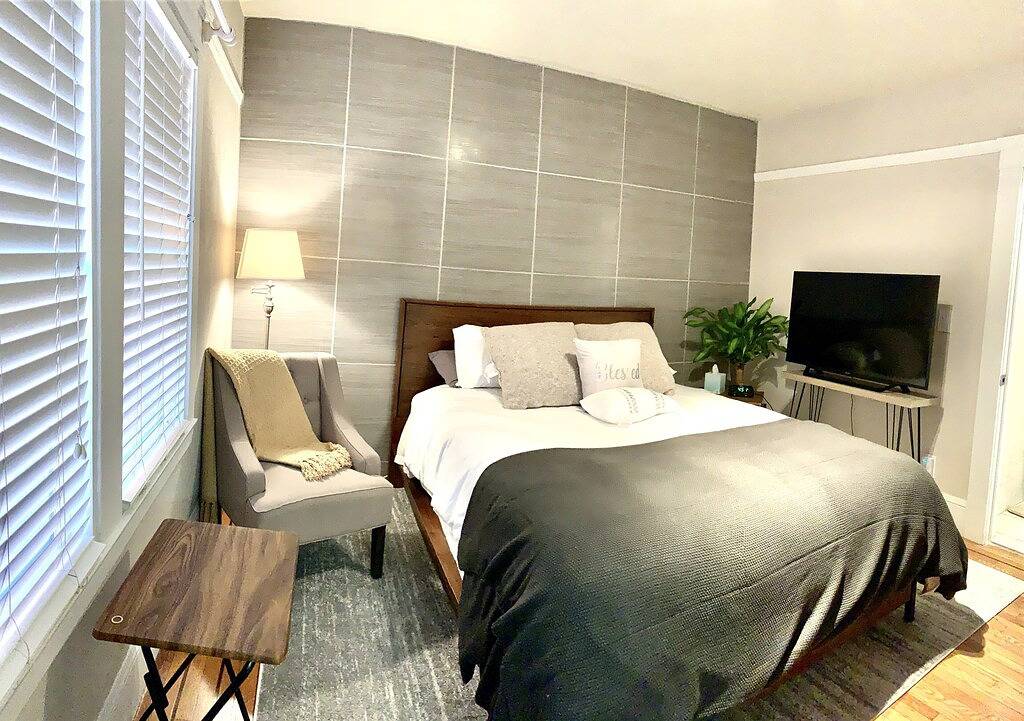 Very Clean, Hotel-feels, en-suite. Close to Glen Park Bart. in San Francisco, Nordkalifornien