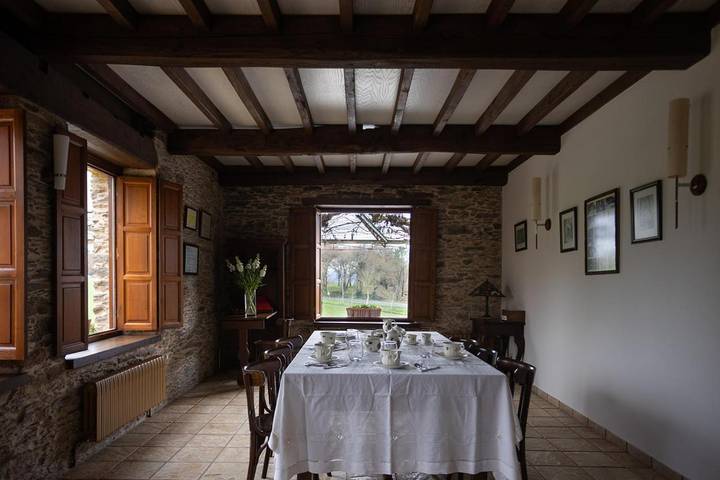 Casa rural para 7 personas, con vistas y piscina además de jardín y terraza en Arzúa - 2