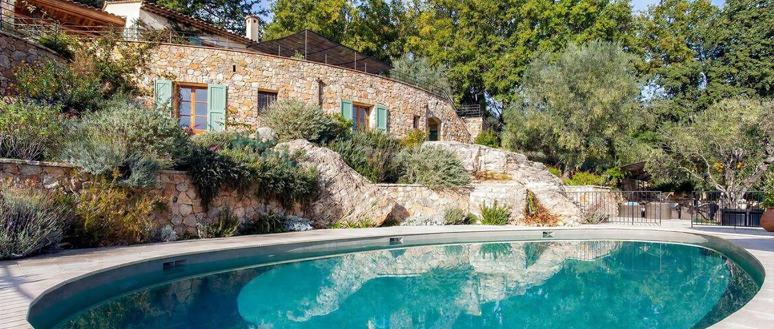 Villa Jolie in Châteauneuf-Grasse, Mittelmeerküste (Frankreich)