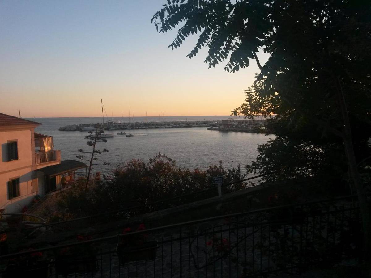 L'incanto del mare in Acciaroli, Pollica