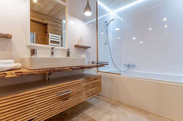 Location de vacances pour 2 personnes, avec jardin et jacuzzi, animaux acceptés à Les Eyzies-de-Tayac-Sireuil - 4