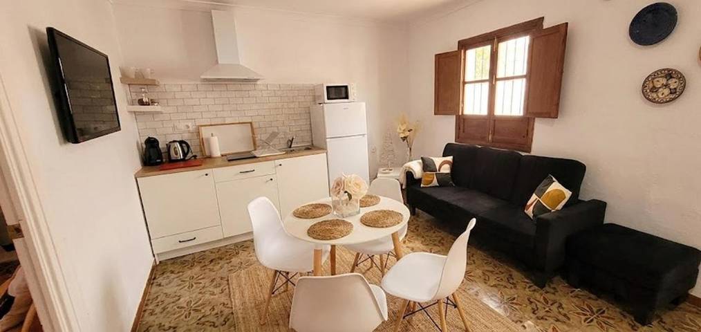 Ferienwohnung für 4 Personen, mit Balkon und Ausblick sowie Seeblick - 1