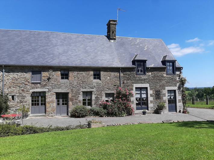 Location de vacances pour 5 personnes, avec Terrasse et Jardin à Montaigu-les-Bois