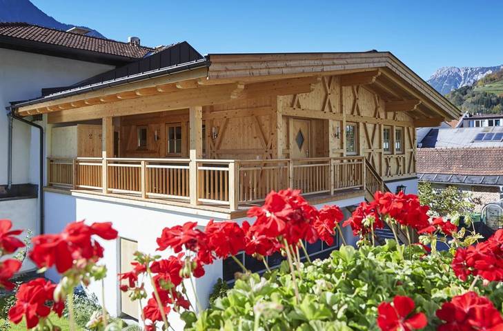 Ferienhaus für 6 Personen, mit Balkon und Terrasse sowie Garten und Sauna