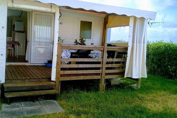Camping pour 6 personnes, avec jardin et terrasse, animaux acceptés