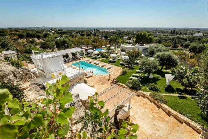 Maison d’hôte pour 4 personnes, avec Jacuzzi et Terrasse ainsi que Jardin et Bassin pour enfant à Ostuni