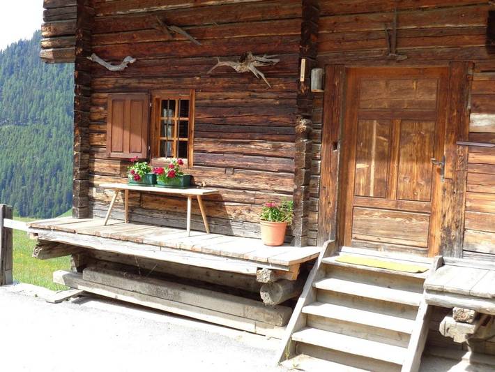 Ferienhaus für 4 Personen, mit Balkon und Terrasse sowie Garten und Ausblick in Innervillgraten