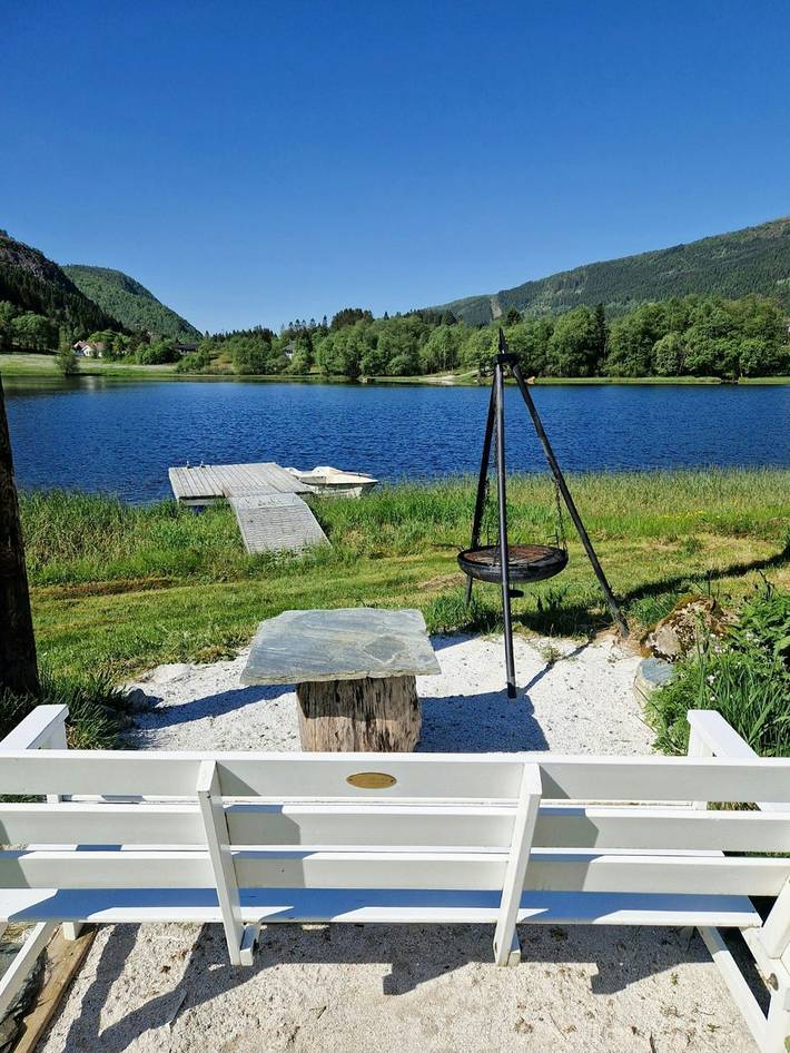 Ferienhaus für 7 Personen, mit Terrasse und Garten in Bergen