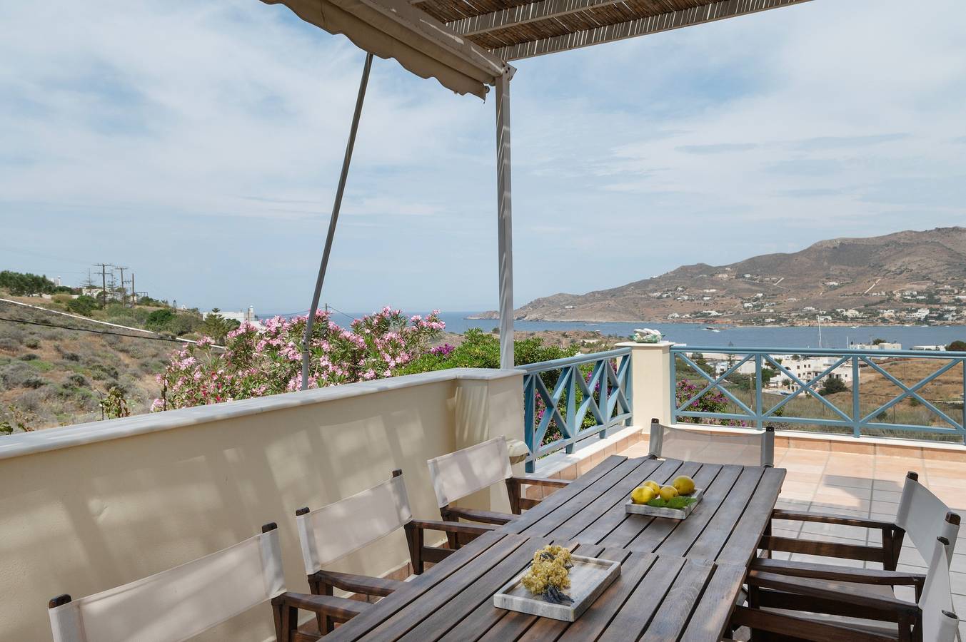 Holiday Home 'Sunset Retreat Marie' with Sea View, Wi-Fi and Air Conditioning in Poseidonia, Syros