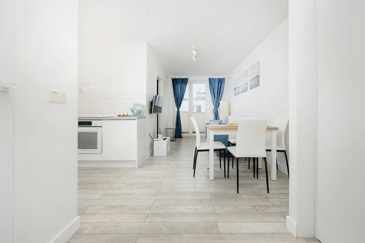 Cały apartament, Apartament wakacyjny dla 4 osób z balkon/ taras in Świnoujście, Zalew Szczeciński