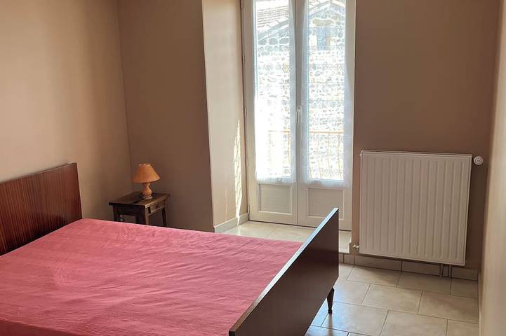 Location de vacances pour 10 personnes à Saint-Étienne-du-Vigan