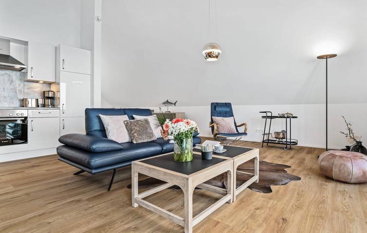 Ganze Ferienwohnung, Apartment mit Meerblick, Terrasse, Parkplatz und TV, 1 km zum Strand in Olpenitz, Kappeln