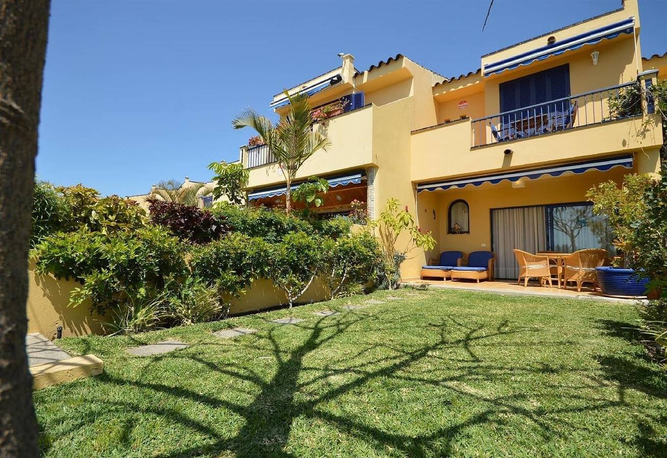 Haustierfreundlicher Bungalow Bahia Meloneras mit Meerblick, Pool, Garten und Wlan in Playa de las Meloneras, San Bartolomé de Tirajana