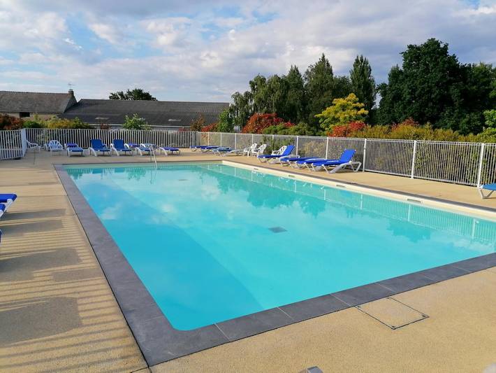 Gîte pour 6 personnes, avec jardin et piscine à Larmor-Baden - 2
