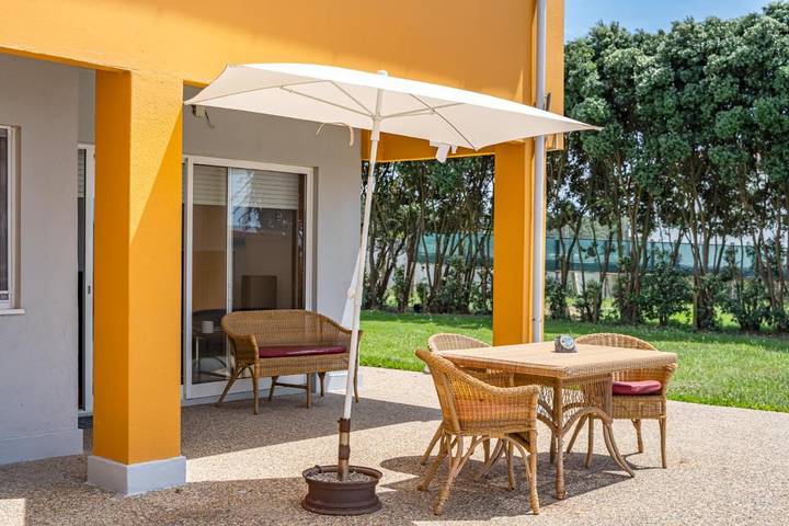 Maison d’hôte pour 2 personnes, avec Terrasse ainsi que Jardin et Piscine dans Lavra