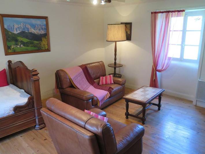 Location de vacances pour 4 personnes, avec terrasse et piscine, animaux acceptés à Teyssieu - 4