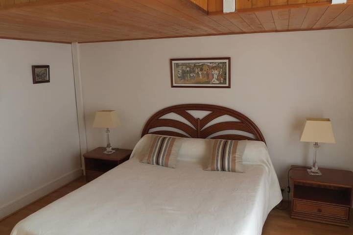 Ferienhaus 4000 m2,Bäumen,Wanderwege,Angeln,See, Berge,St Pee 5km, Baskenland in Saint-Pée-sur-Nivelle, Bayonne und Umgebung