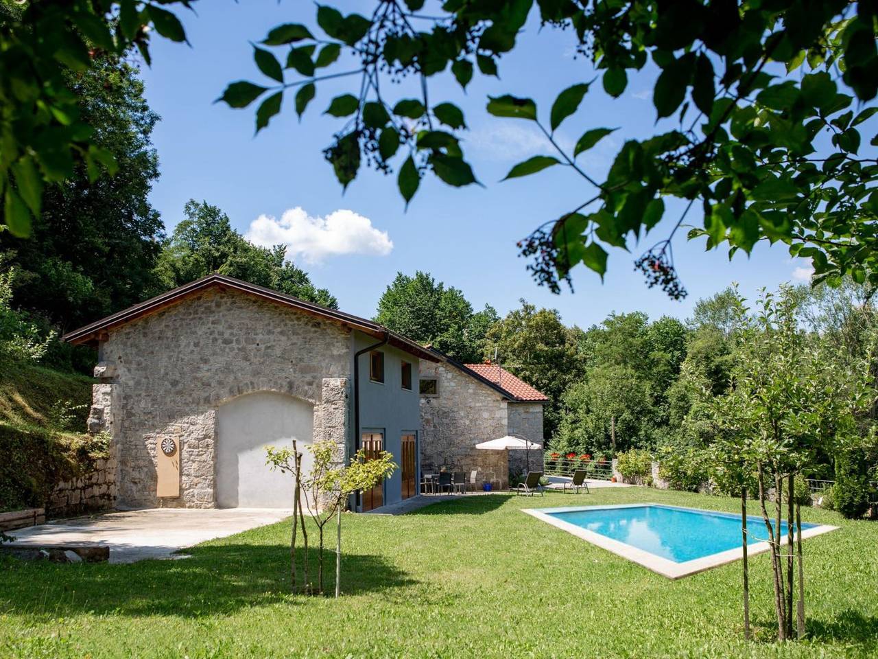 Anwesen "Villa Anton" mit eigenem Pool in Ilirska Bistrica, Slowenien
