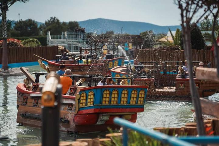 Camping für 4 Personen, mit Pool und Garten sowie Terrasse, mit Haustier in Drage (Pakoštane) - 2