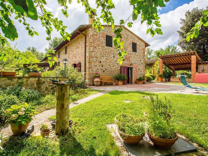 Appartamento per 4 persone, con piscina e giardino a San Giovanni Valdarno