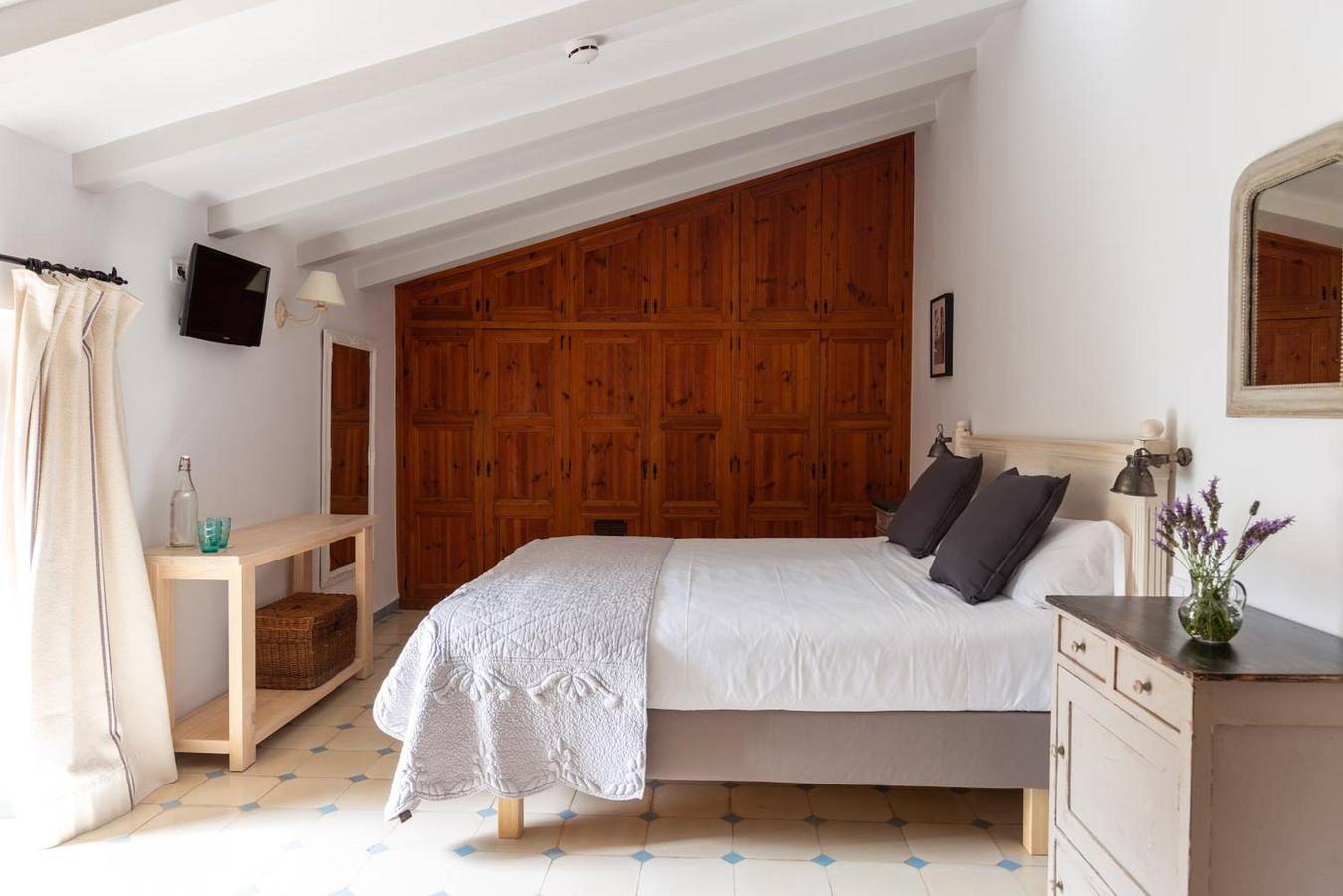 Room 'Doble - Estandar' with Shared Pool, Wi-Fi and Air Conditioning in Sa Cabaneta, Marratxí