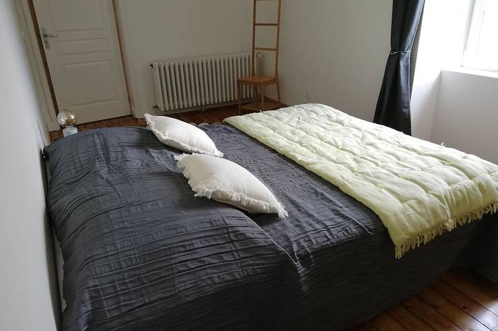 Gîte 4-12 personnes avec Spa à 10 minutes d'Omaha Beach in Formigny, Région de Bayeux