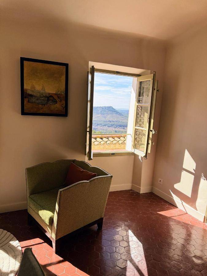 Deluxe Double Room in Ventabren, Côte méditerranéenne (France)