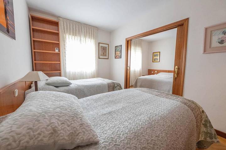 Casa rural para 9 personas, con vistas además de jardín y piscina en Sierra Norte - 3