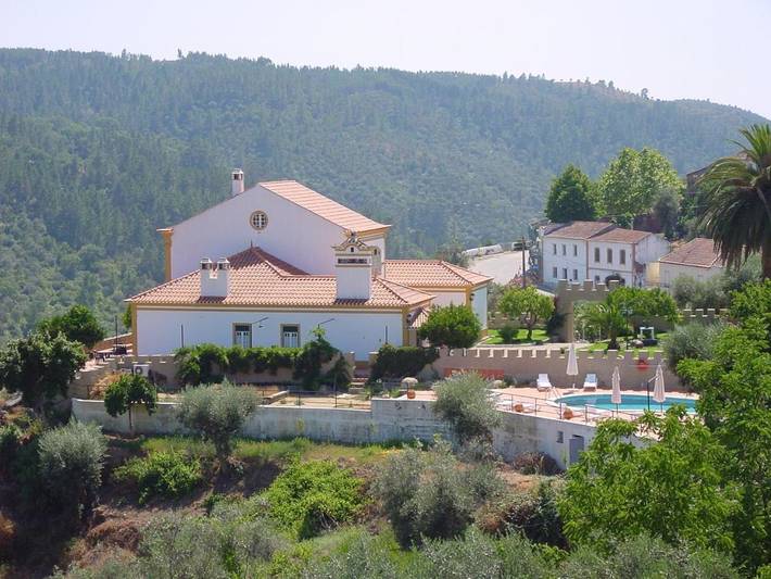 Casa de férias para 4 pessoas, com piscina e jardim e ainda vista em Distrito de Portalegre
