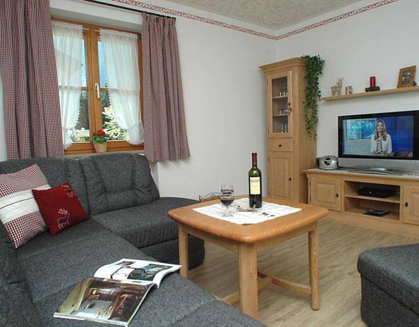 Ganze Ferienwohnung, Ferienwohnung/2 Schlafräume/Bad, Wc in Mittenwald, Bayerische Alpen