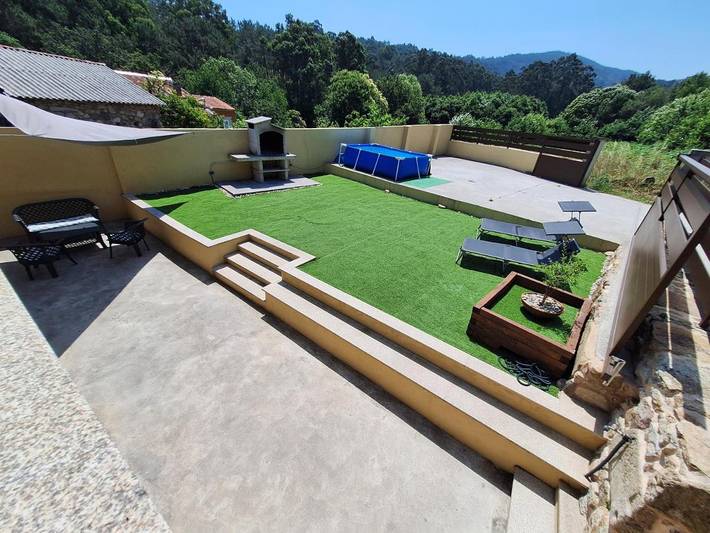 Location de vacances pour 10 personnes, avec jardin ainsi que piscine et terrasse à Noia - 3