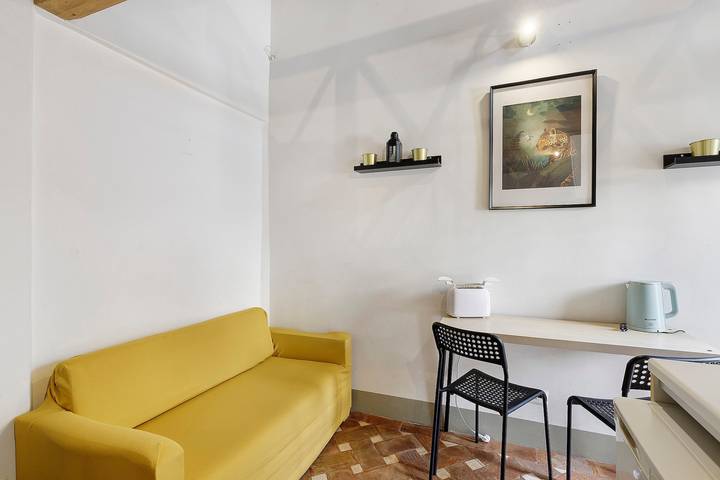 Ganze Wohnung, Apartment „Little House in Trastevere“ mit Balkon, Wlan und Klimaanlage in Rom Zentrum, Rom