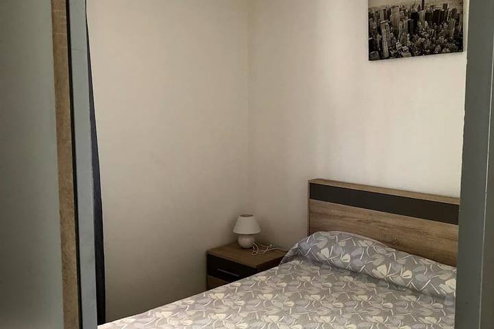 Gîte pour 5 personnes, avec terrasse et jardin à Pia - 2