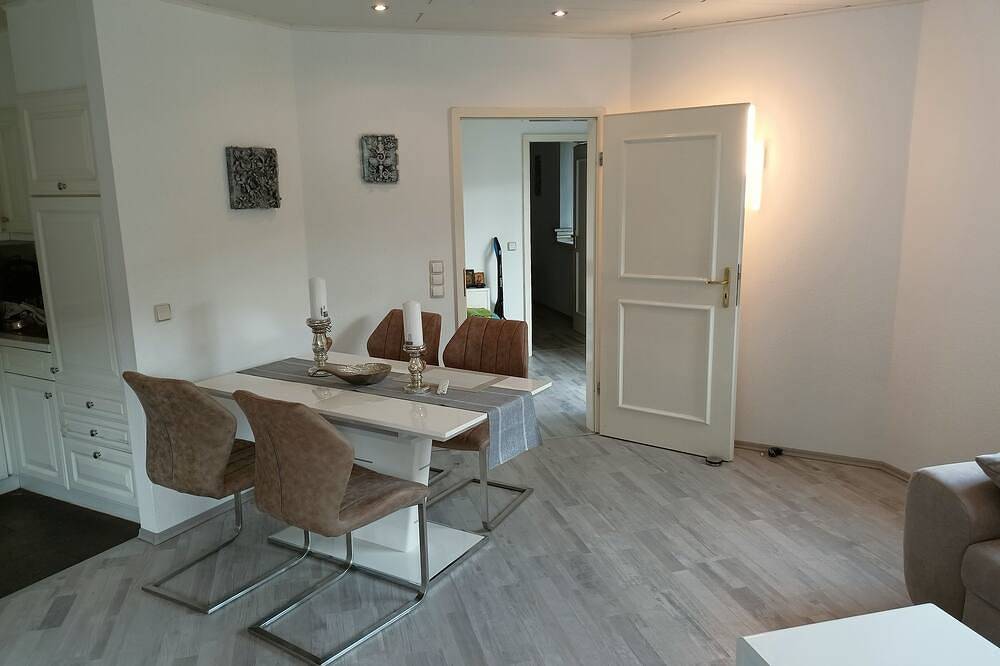 Ganze Wohnung, Gemütliche Ferienwohnung am Waldrand in Langenberg (Velbert), Velbert