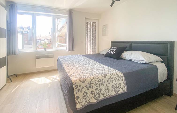 Ganze Ferienwohnung, Ferienwohnung für 3 Personen mit Terrasse in Oostende stadt, Oostende