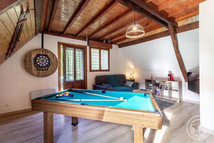 Gîte pour 8 personnes, avec jardin et terrasse dans Val d'Azun - 4