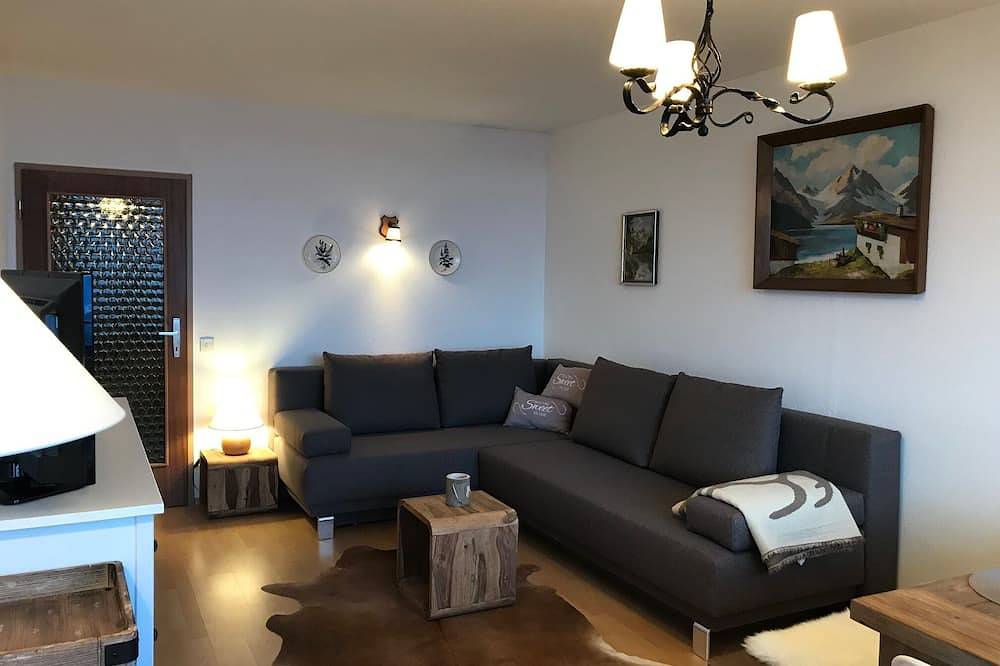 Ganze Wohnung, Gerlitzen auf 1500m mit Panoramablick und beheiztem Pool in Treffen am Ossiacher See, Gerlitzen